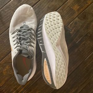 Nike Zoom Vomero 14 NWOB